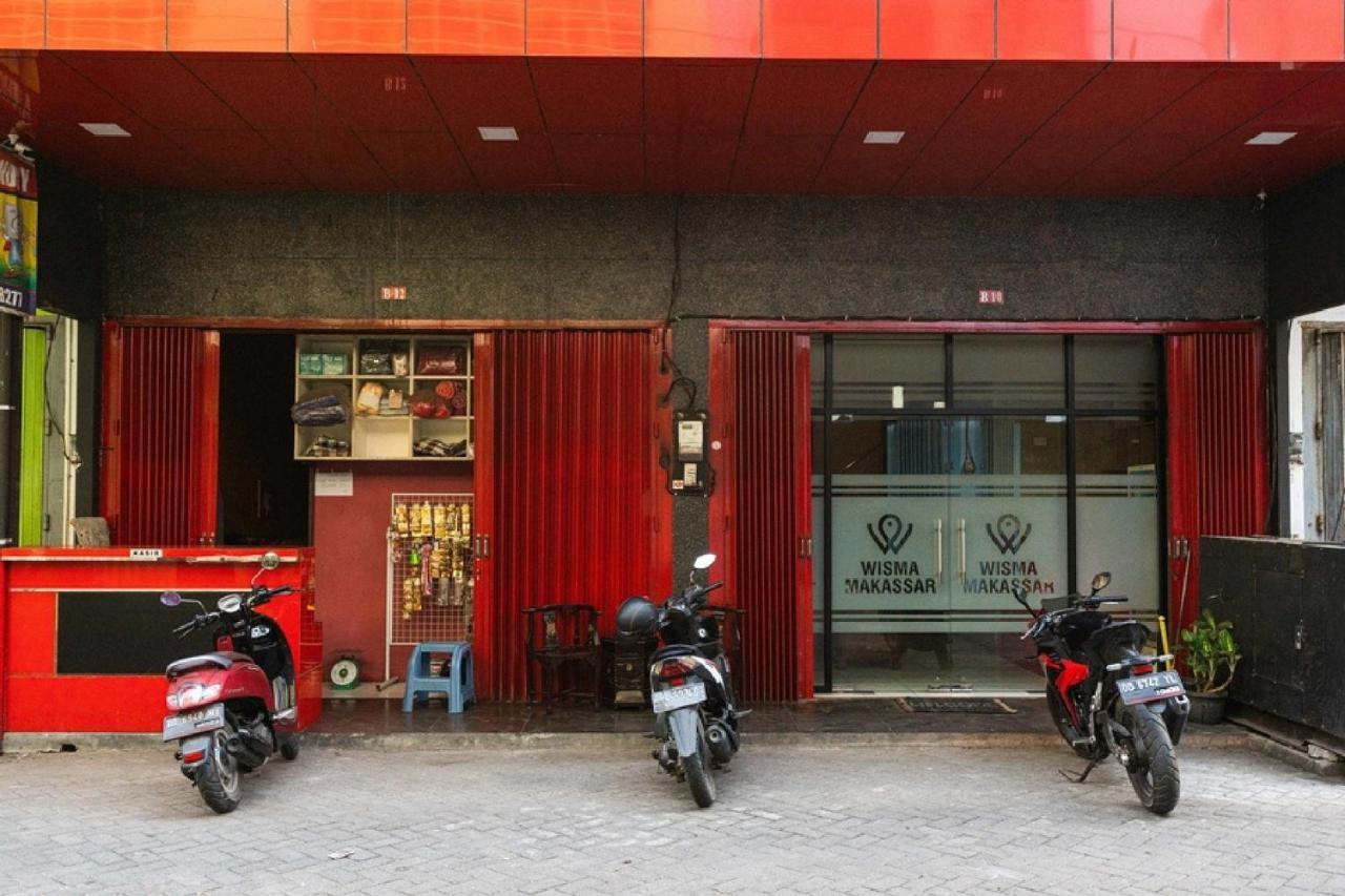 RedDoorz @ Hertasning Area 2 Makassar Exterior foto